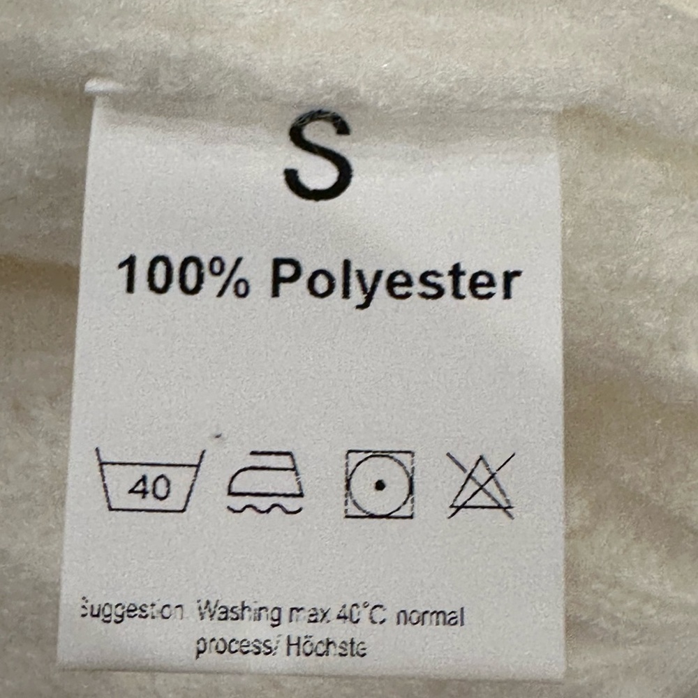 Okay Wear Textured Cream V-Neck Sweater - Picture 4 of 4